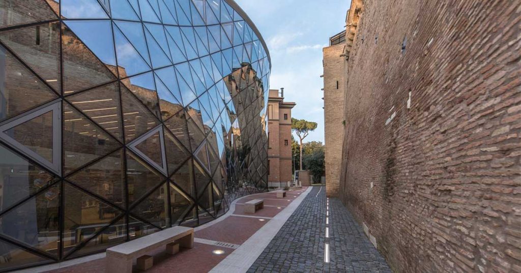 Recensioni Di Libera Università Maria Santissima Assunta Libera Università degli Studi "Maria SS.Assunta" – LUMSA